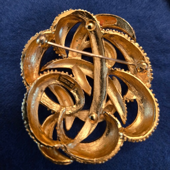 ✨ Vintage Trifari 1960s Brutalist Choker & Lovers Knot Brooch ✨ Signed - Picture 2 of 6